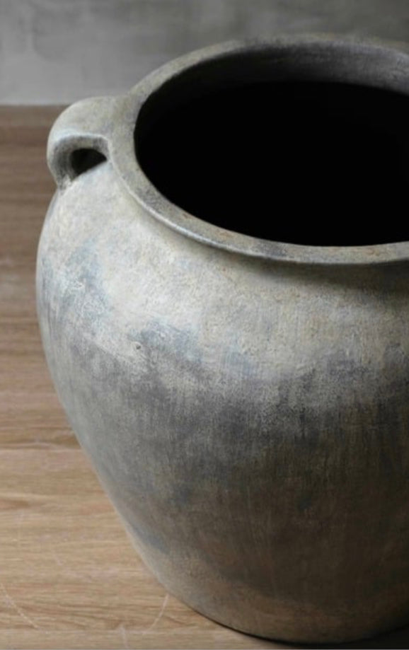 Jarrón Hilda L PRE-VENTA (28/02/2026)