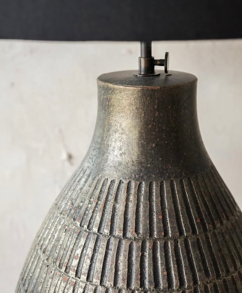 Lámpara De Mesa Gede