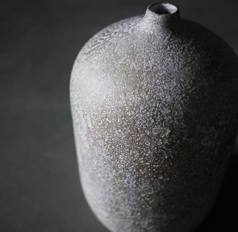 Jarrón White Bottle Pre-Venta