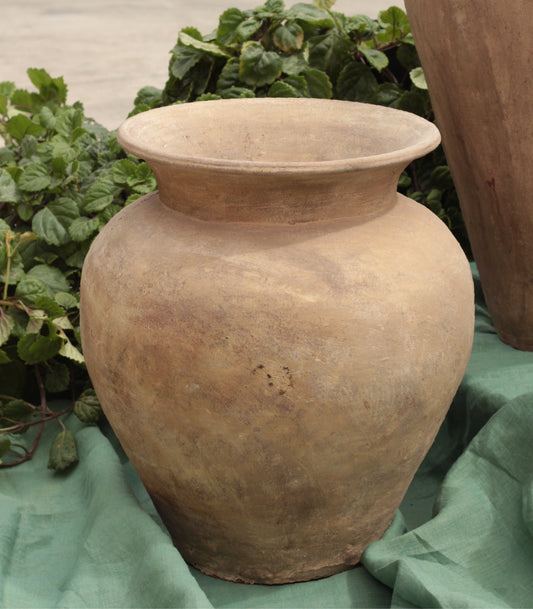 Jarrón Putra. Ø35 x 45cm