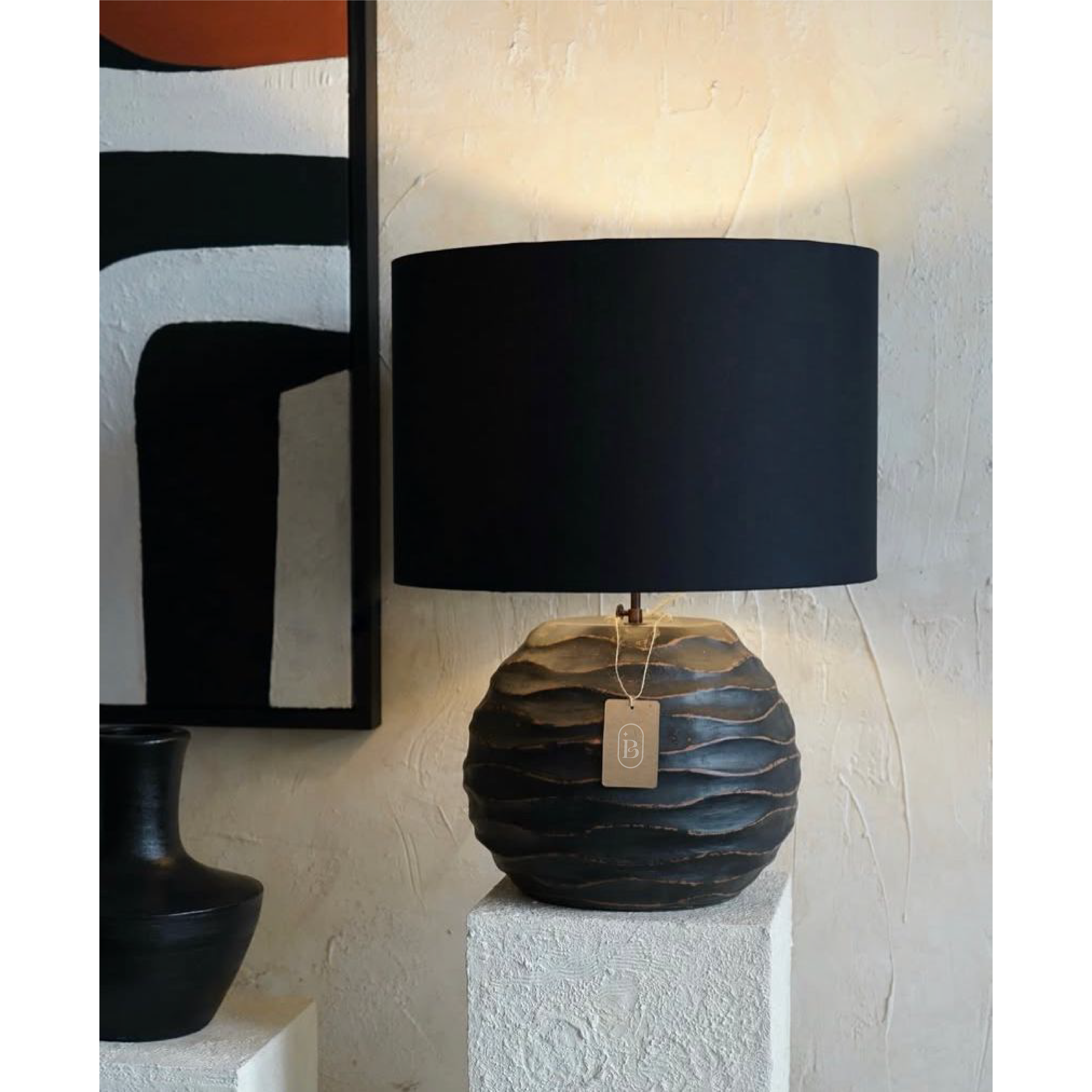 Lámpara De Mesa Putu Black