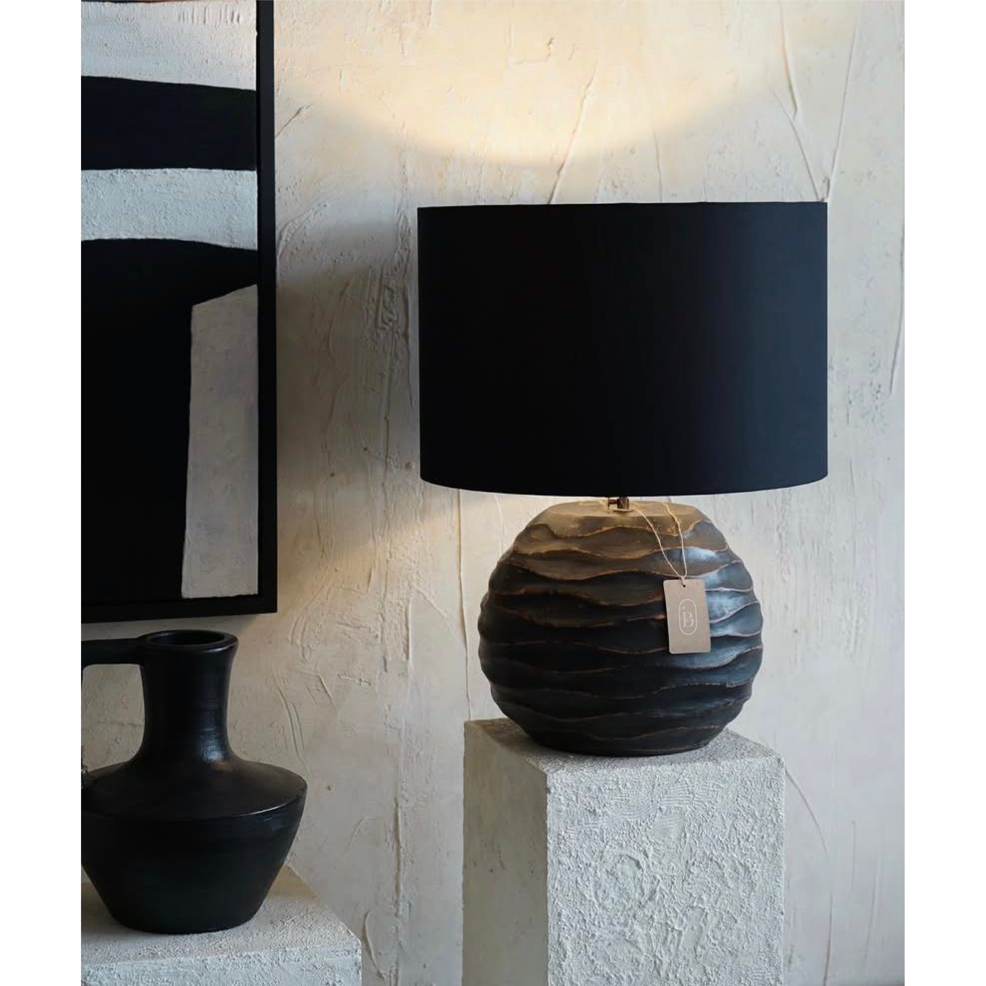 Lámpara De Mesa Putu Black